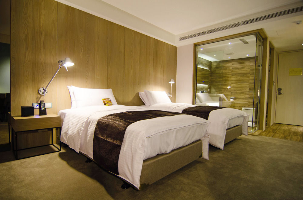 Gogo Hotel Tajcshung Kültér fotó